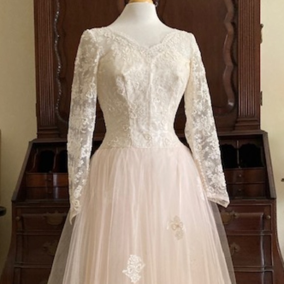 1950's "Arden of Campus Bridal" Wedding Gown - Picture 1 of 16